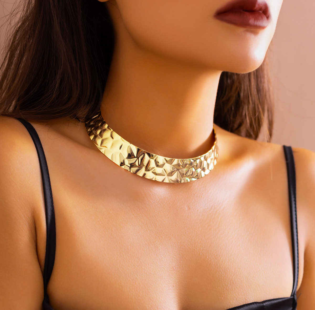 Luxury Statement Collar Necklace for Women – Exaggerated Gold-Tone