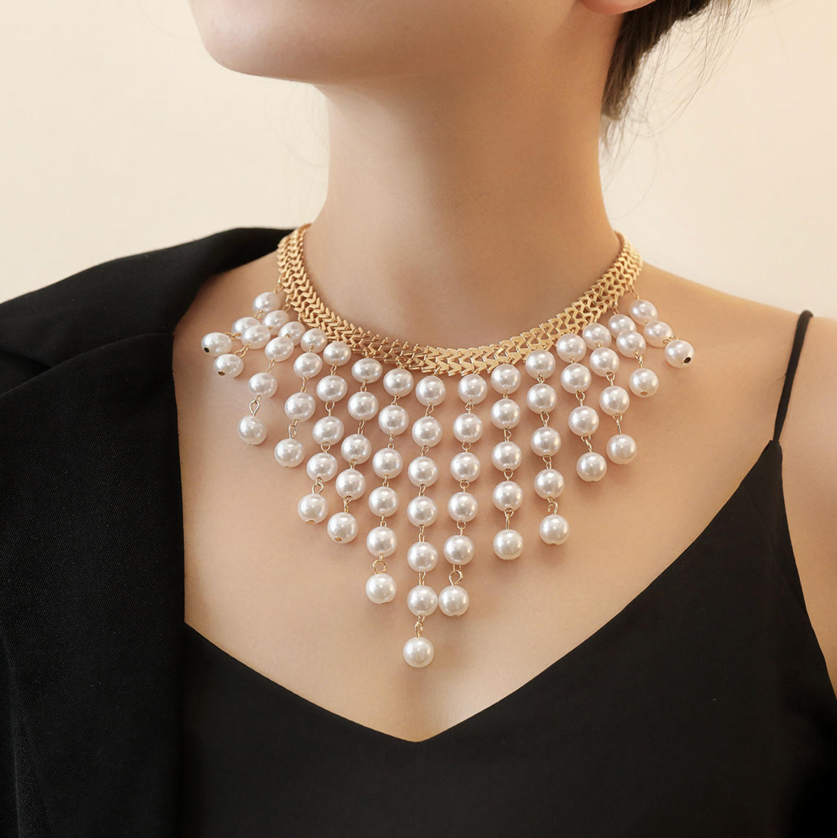 Multi-Layer Long Pearl Tassel Necklace for Women – Elegant Layered Statement Jewelry