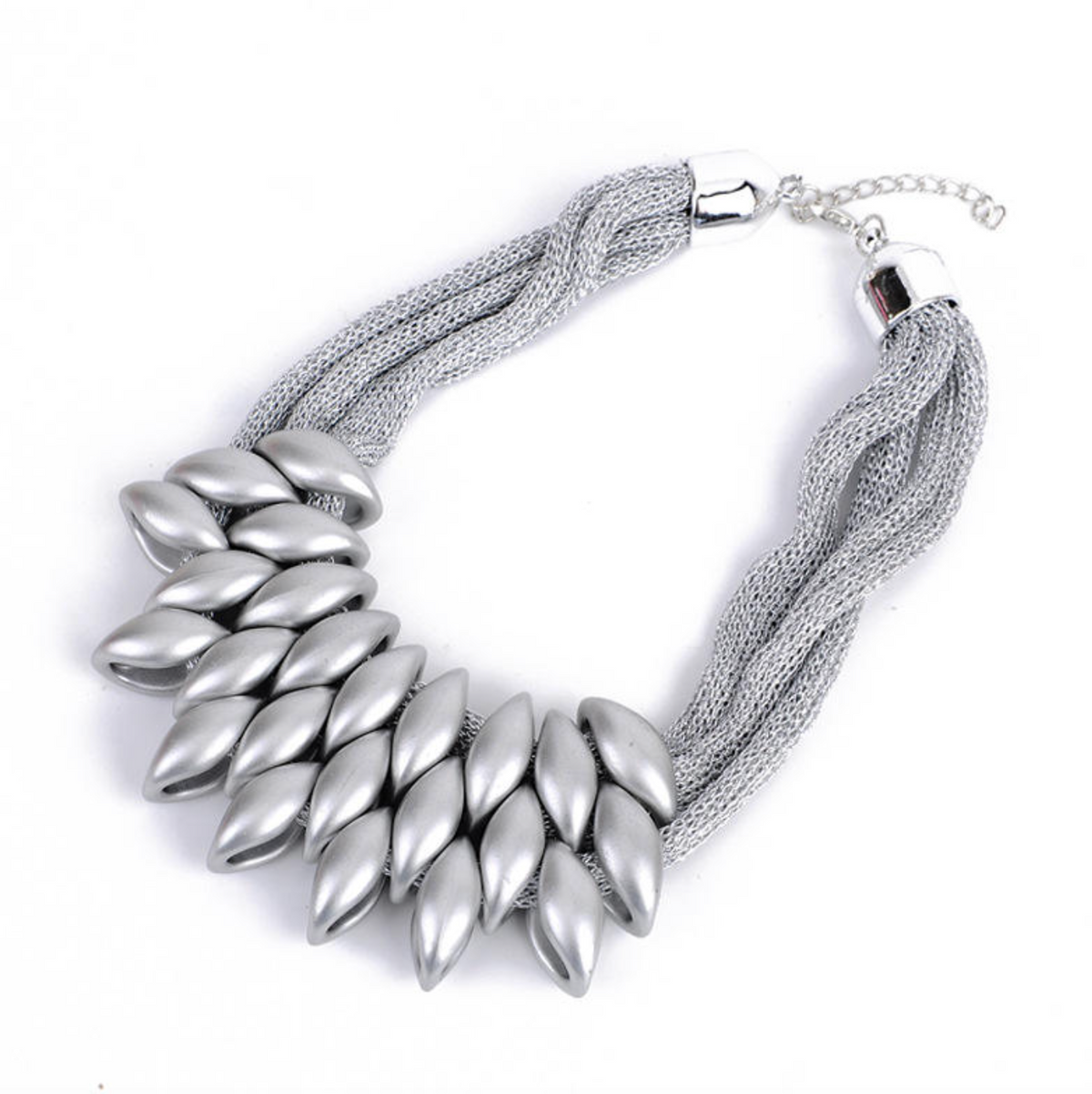 Magnificent Plated Statement Necklace for Women – Chic Short Collar Jewelry with Modern Glamour