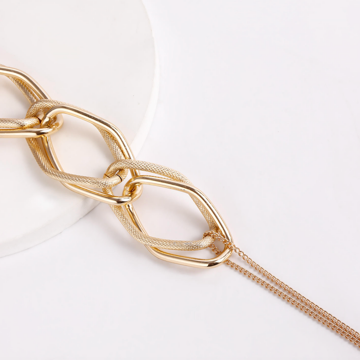 Bold Thick Chain Necklace for Women – Hip Cool Statement Jewelry with Modern Edge