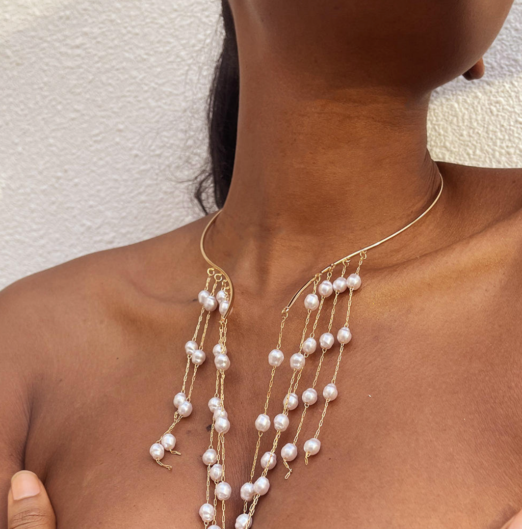Retro-Inspired Fashion Necklace for Women – Elegant Statement Jewelry with Timeless Charm
