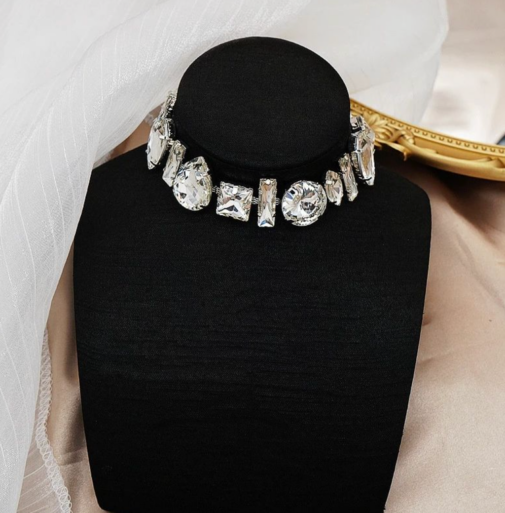 Water Drop Clavicle Chain Necklace for Women – Elegant Minimalist Statement Jewelry